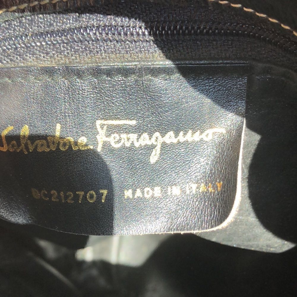 Ferragamo Drawstring bag - Picture 6 of 7
